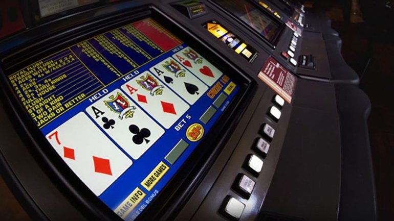 Video-Poker-Raum im Kasino