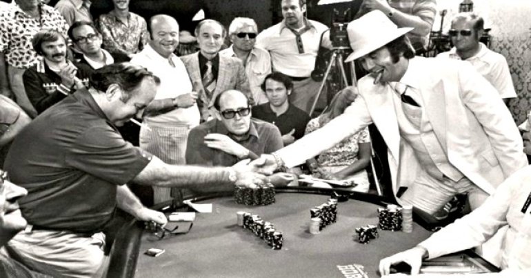 Nick der griechische Dandolos Pokerspiel
