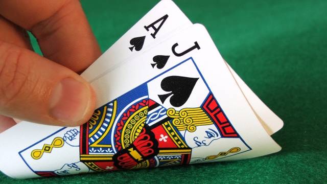 Pitch Blackjack vs. Schuh Blackjack