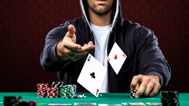 Wie man eine hilfreiche Online-Casino-Bewertung schreibt