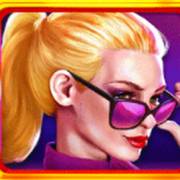 Luck & Luxury: Ein Mädchen