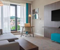 Coloseum Club Sarajevo: Suite, 1-Schlafzimmer-Suite, 1 König, Blick auf die Stadt