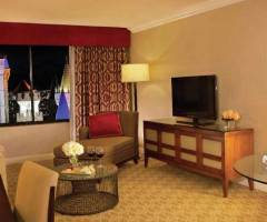 Excalibur Hotel & Resort Casino Las Vegas: Königliche Zwei-Zimmer-Luxus-Suite