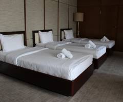 Grand Casino Beograd: Dreibettzimmer