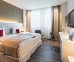 Spielbank Berlin Ku'damm: Deluxe King-Size-Bett