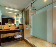 Royal Princess Members Club: 2 Doppelbetten mit Golfblick