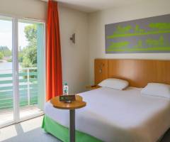 Casino Bourbon Lancy: Standard-Familiensuite