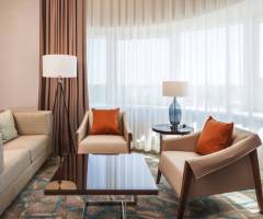 Casino at JW Marriott Bucharest Grand Hotel: Senator Suite, 1-Schlafzimmer-Suite, 1 König, Schlafsofa