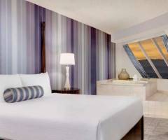Luxor Casino Las Vegas: Pyramide Premium Eck-Kingsuite