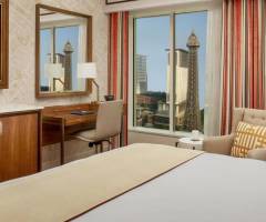 Parisian Macao Casino & Hotel: Eiffelturm
