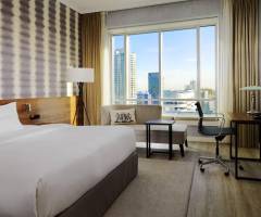 Holland Casino Rotterdam: Deluxe King Zimmer