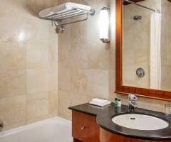 Aden Bay Casino: Deluxe Zweibettzimmer