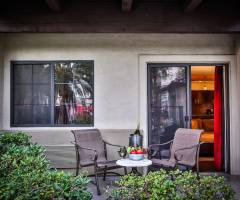 Tuscany Suites & Casino Las Vegas: Executive Suite mit Poolblick