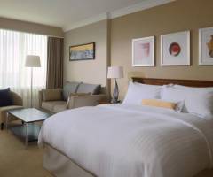 Marriott Hotel & Casino Warsaw: Eck-Junior-Suite