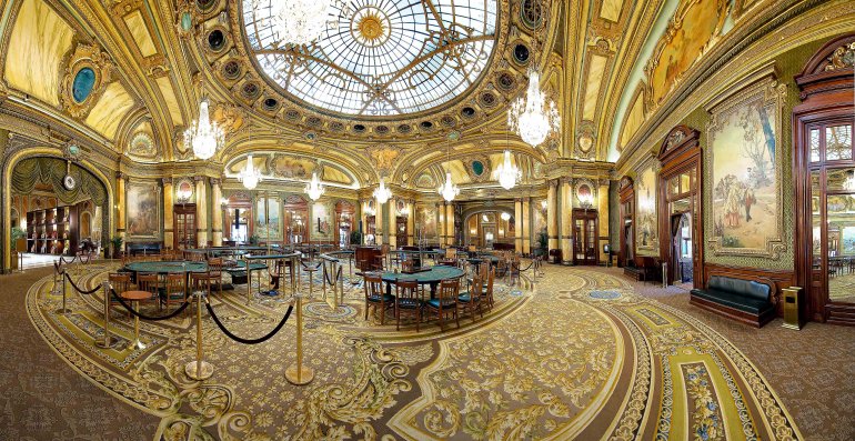 Luxuriöse Architektur des Kasinos Monte Carlo in Monaco