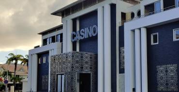 Casino Cogit du Gosier Guadeloupe: Eingang zum Gebäude
