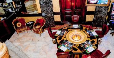 Casino Palace Bucharest: Hauptgeschoss