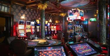 Casino Palace Bucharest: Automaten