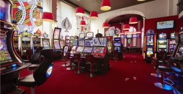 Casino Partouche de Hyeres: Schlitzbereich