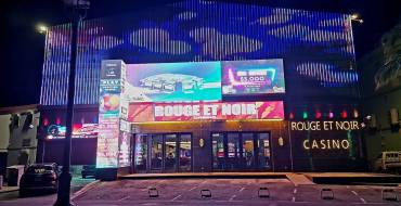 Casino Rouge et Noir Saint Martin: Die farbigen Lichter des Casinos