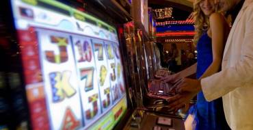 Catalonia Bavaro Beach, Golf & Casino Resort: Automaten