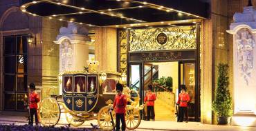 Emperor Palace Casino Macau: Großer Kaiser