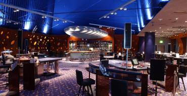 Grand Casino Baden: Brettspiele in der Nähe der Bar