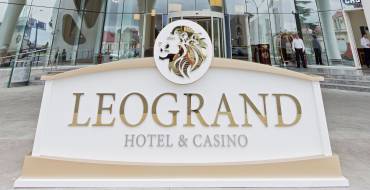 Leogrand Casino Batumi: Eingang zum Hotel und Kasino