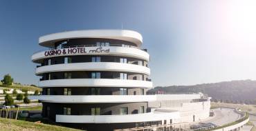 Mond Casino & Hotel: Mond Kasino & Hotel