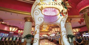 Okada Manila: Eintritt ins Casino