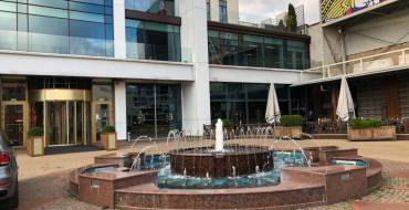 Royal Casino SPA & Hotel Resort: Modernes Kasino und Hotel