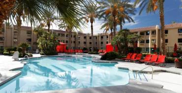 Silver Sevens Hotel & Casino: Schwimmbad im Silver Sevens